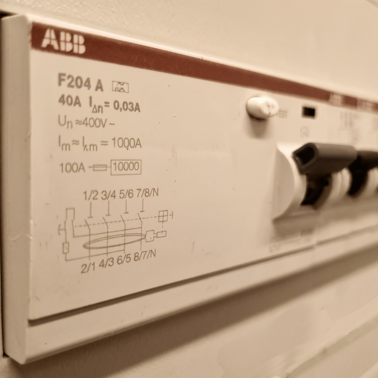Elektroinstallation